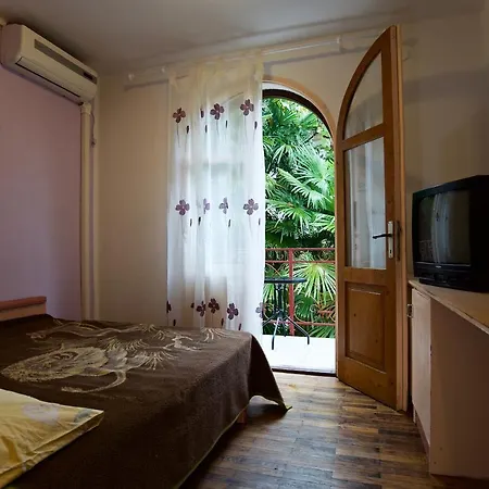 Romantic With Balcony Affittacamere